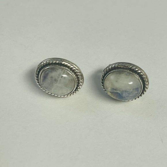 Vintage Sterling Silver Moonstone Earrings - Picture 8 of 8